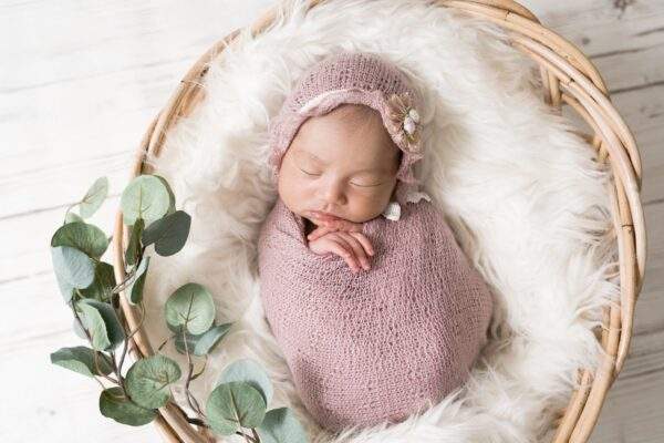 ニューボーンフォト セルフ 撮影 小物 レンタル アンティークなくすみラベンダーのボンネ＆おくるみ - Newborn.Rental